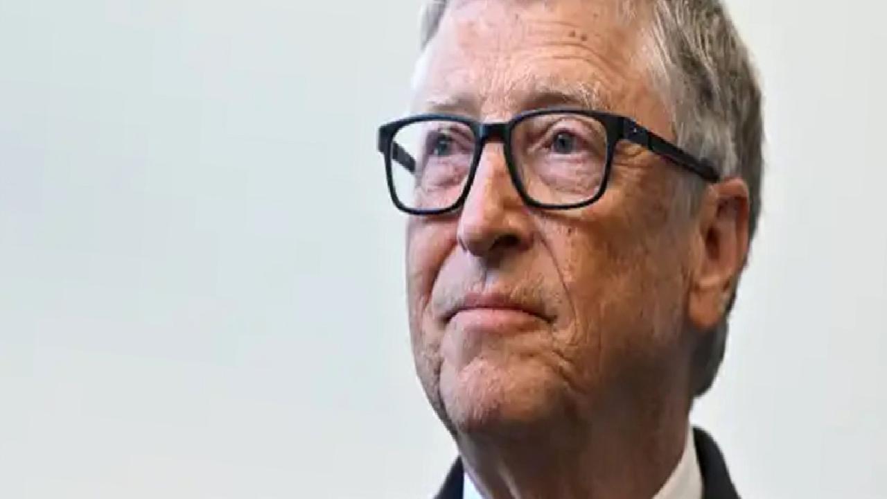 Bill Gates’ten 18 ay kestirimi