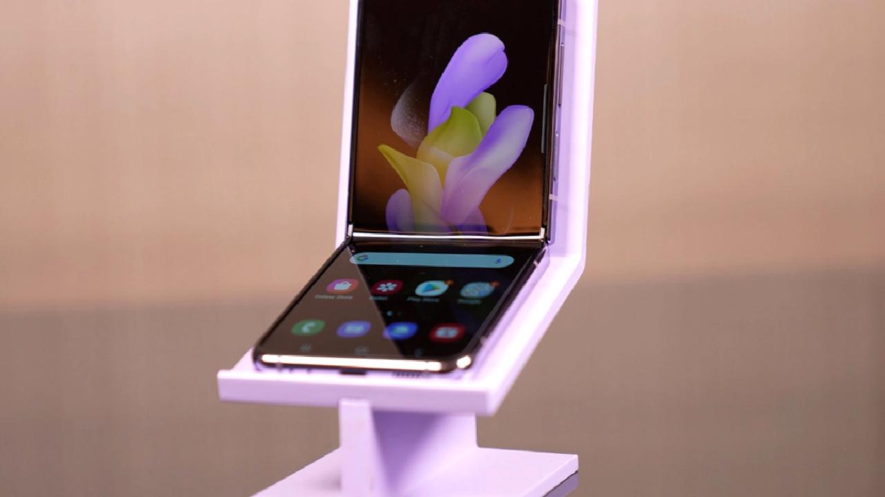 Samsung Galaxy Z Flip 5 bir prensip imza atıyor!