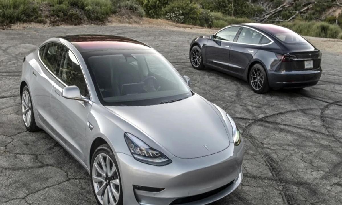 Yeni Tesla Model 3 ilk defa görüntülendi! Artık daha güzel