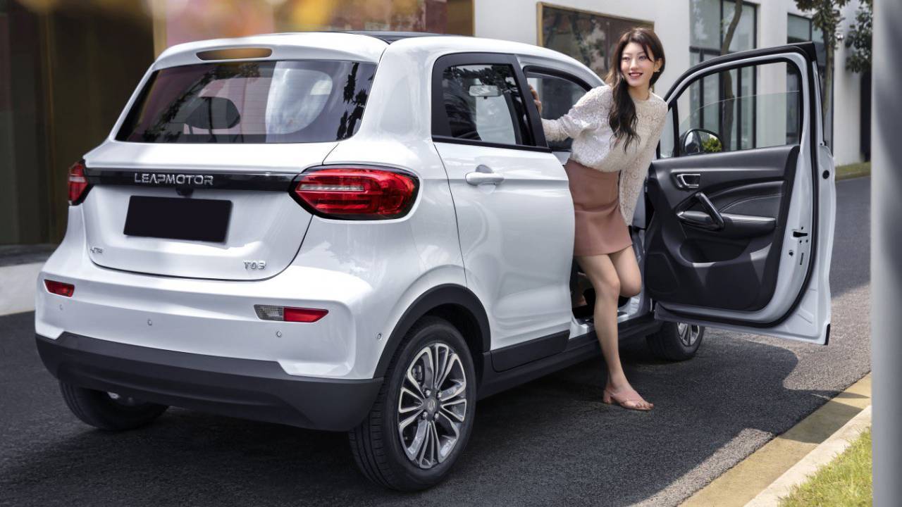 Yetişen alır: Türkiye’nin en ucuz elektrikli arabası satışa çıkıyor!