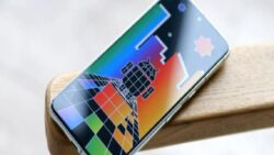 Android 15, Kimi Modellerde Bekleme Müddetini 3 Saat Arttıracak