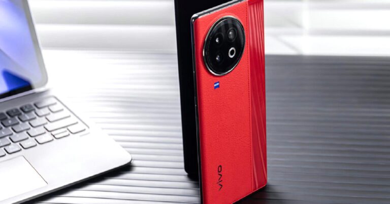 Katlanabilir vivo X Fold 3 Pro global pazara geliyor! İşte özellikleri