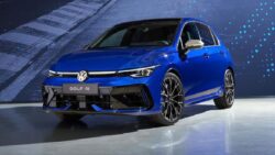 2025 Volkswagen Golf R Tanıtıldı: Şu Anda Black Edition’ı da Var