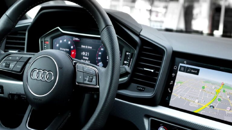Audi, iki milyondan fazla arabasına ChatGPT getiriyor