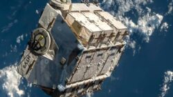 Bir konutun çatısına düşen uzay çöpü, NASA’nın başına bela oldu