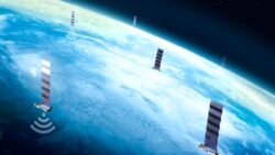 Elon Musk, Starlink’i daha taşınabilir hale getirmek için kolları sıvadı