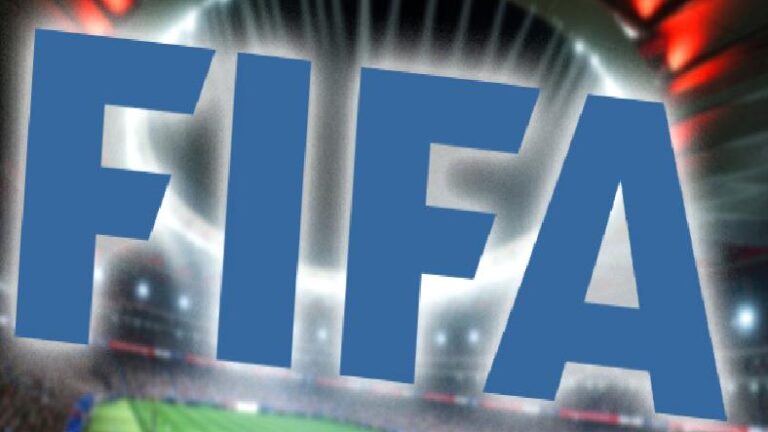 FIFA Başkanı Bombayı Patlattı: FIFA Lisanslı Yeni Bir Futbol Oyunu Geliyor!