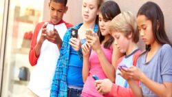 Instagram, gençlere cinsel içerikli Reels görüntüleri öneriyor!