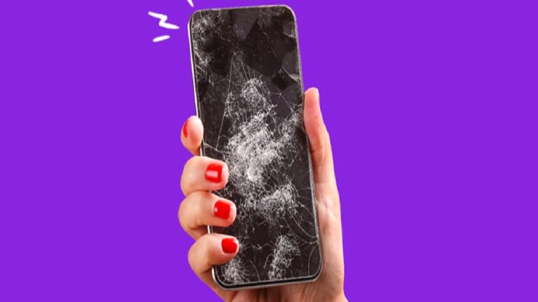 Kendini suyla tamir eden telefon ekranları geliyor