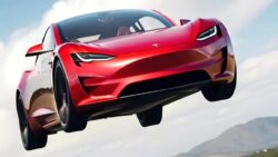 Musk’tan çılgın açıklama! Tesla şu anda de uçan otomobil yapıyor