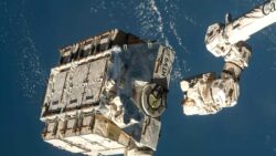 Üzerinize bir uzay çöpü mü düştü?bu numarayı arayın!