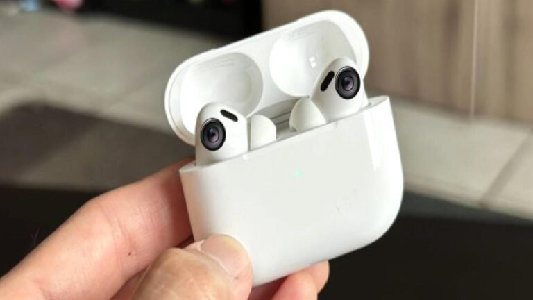 Apple kameralı AirPods’un seri üretimine başlıyor