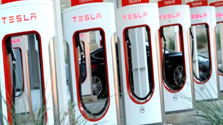 Türkiye’deki yeni Tesla Supercharger’lar için geri sayım!