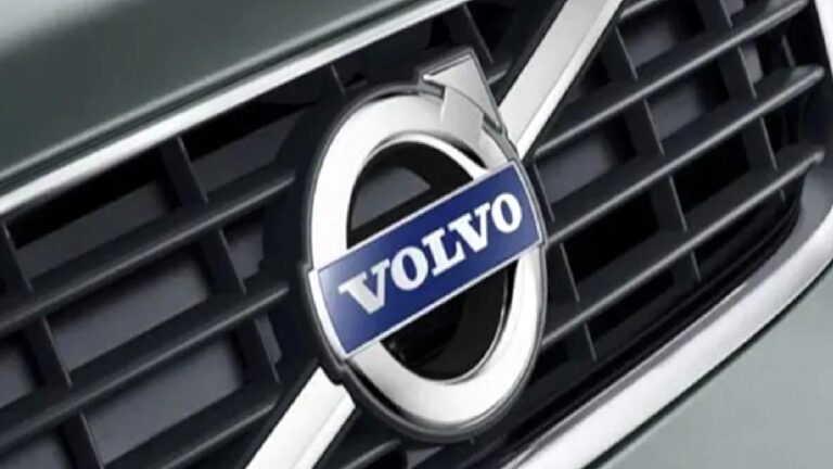 Volvo’dan yeni açıklama: Türkiye’de sedan satışı devam edecek mi?