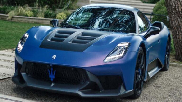 Yollardaki En Süratli Maserati Olacak GT2 Stradale Tanıtıldı: Kanatlı Araba