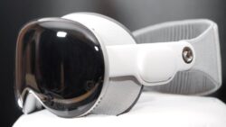 Apple Vision Pro 2, M4 çipini atlayarak direkt M5 ile gelecek