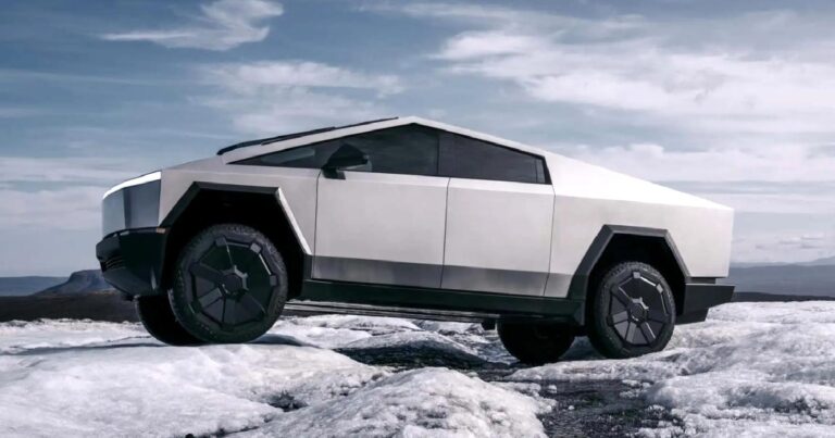 Tesla Cybertruck sahipleri şokta: 10 bin km bile dayanmadı!