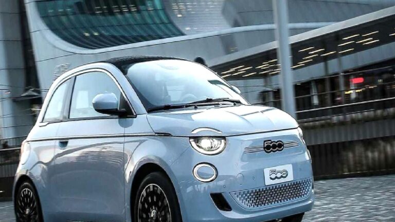 Üretim durduruldu: Fiat’ın elektrikli aracı da düşüşten etkilendi!