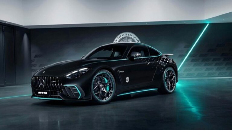 Yalnızca 200 adet üretilen Mercedes-AMG GT 63 PRO piyasaya çıktı!