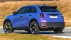 280 beygir ve ChatGPT dayanaklı Fiat Abarth 600e tanıtıldı!