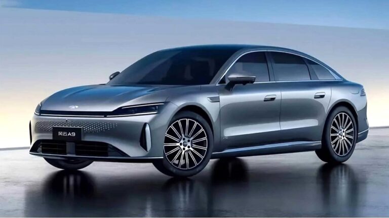 Çinliler bile şaşkın: Chery’den lüks sedan otomobil!