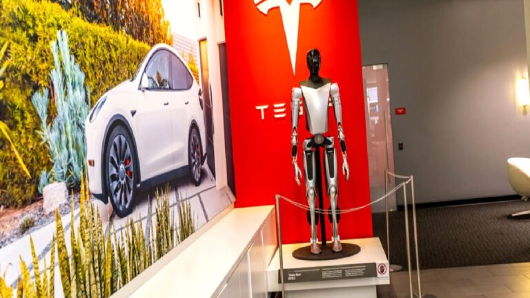 Elon Musk’ın Optimus robotları çalıntı mı?