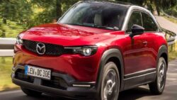 Mazda’dan tepki çeken yenilik: Motoru çalıştırmak artık paralı