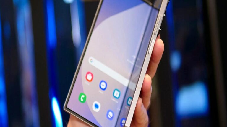 Samsung Galaxy Z Fold SE geliyor! İsim tartışmaları başladı!