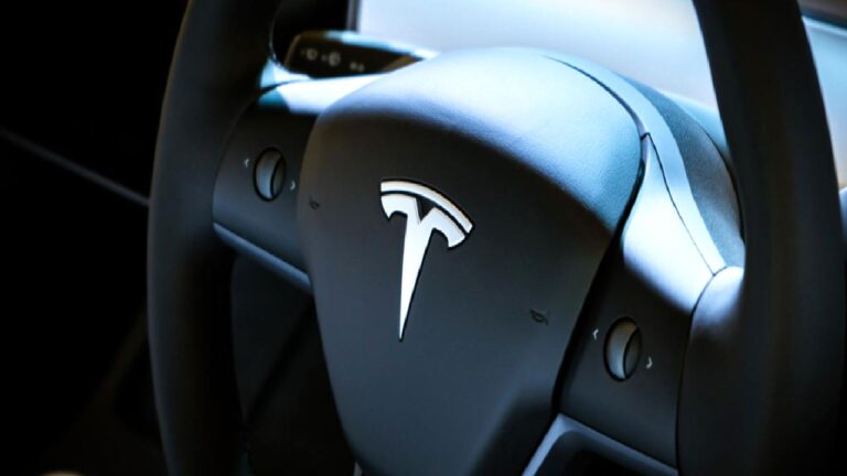 Ucuz Tesla hayali en sonunda gerçek mi oluyor?