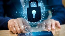 Akıllı Telefonları Mümkün Bir Hacker Saldırısından Korumak İçin Neler Yapılabilir? Tek Tek Anlattık!