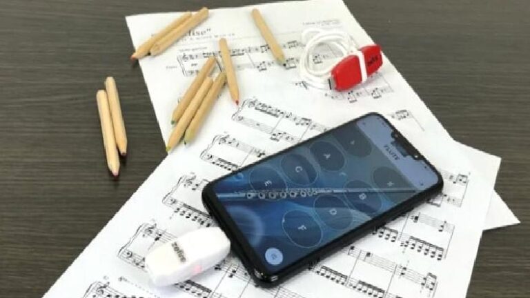 Akıllı Telefonları Müzik Aletine Çeviren Bir Aygıt Tanıtıldı