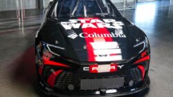 Anakin Skywalker, Star Wars Temalı NASCAR Otomobilini Tanıttı