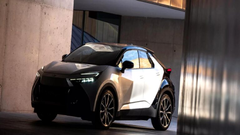 Toyota C-HR fiyat listesi! – Kasım 2024
