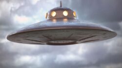 UFO’lar, ABD’nin nükleer füze üslerini takip mi ediyor?