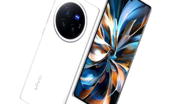 Vivo X Fold 3 Pro, birtakım bölgelerde Android 15 tabanlı FuntouchOS 15 güncellemesini almaya başladı