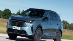 Bu Ay da 308’e Bomba İndirim Var: Peugeot, Aralık Ayı Fiyatlarını Açıkladı