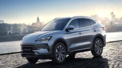 Araba fiyatları uçabilir! Çin vergisi arttı