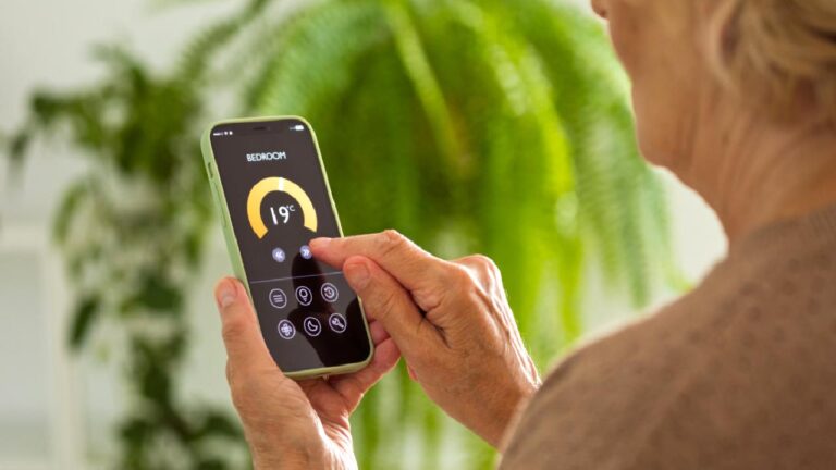 iPhone 15 ve 16’nın içinde saklanan bâtın destek