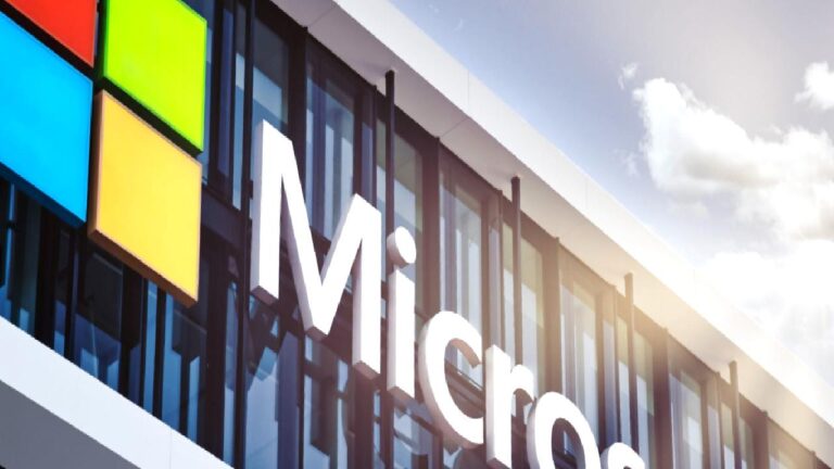 Microsoft, korsan Windows kullanımını umursamıyor mu?
