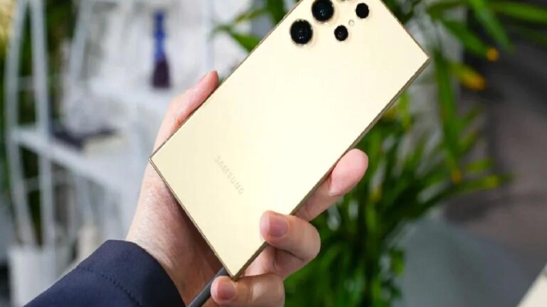 Samsung iki modeli için daha beklenen güncellemeyi yayınladı!