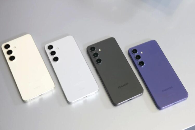 Samsung’ın altı yıl güncelleme alacak yeni telefonu performans testinde!
