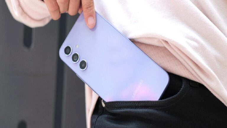 Samsung’un altı yıl güncelleme alacak telefonu için geri sayım!
