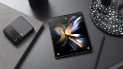 Samsung’un yeni katlanabilir telefonları, One UI 7’nin beta kodunda ortaya çıktı