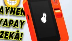 Her Şeyi Bizim Yerimize Yapacağı Söylenen Rabbit R1’in Yapay Zekâ Özellikleri Duyuruldu: ama Aygıtın Kendisinde Çalışmıyor… [Video]