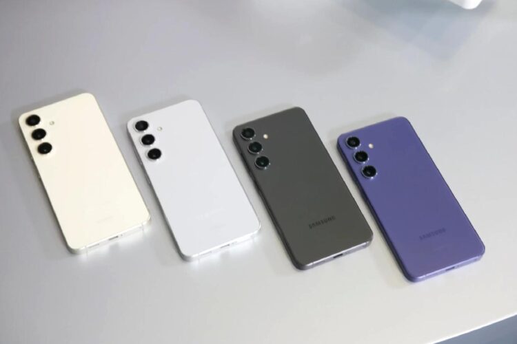 Samsung, tanınan orta segment telefonu için kritik güncellemeyi yayınladı!