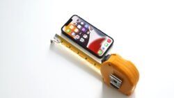 Büyük ekranlı telefonların dünyasında, yeni bir iPhone küçük görecek miyiz?