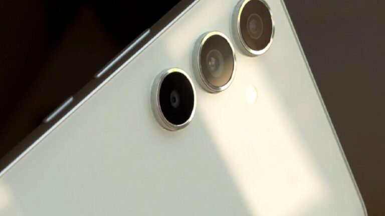 Orta düzeye yapay zeka dopingi! Galaxy A56 tanıtıldı