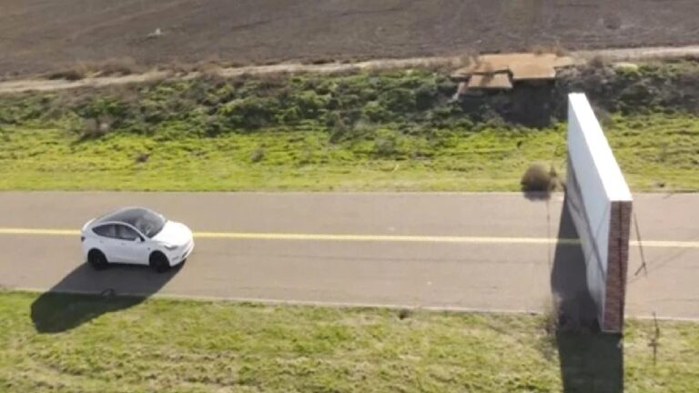 Tesla’nın Autopilot’u, Looney Tunes testinde nasıl sınıfta kaldı?