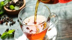 Mikrodalgada çay ısıtmak: Doğru mu, yanlış mı?