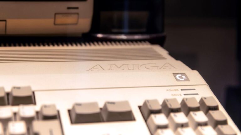 Nostaljik işletim sistemine sürpriz güncelleme: AmigaOS 3.2 yayınlandı!
